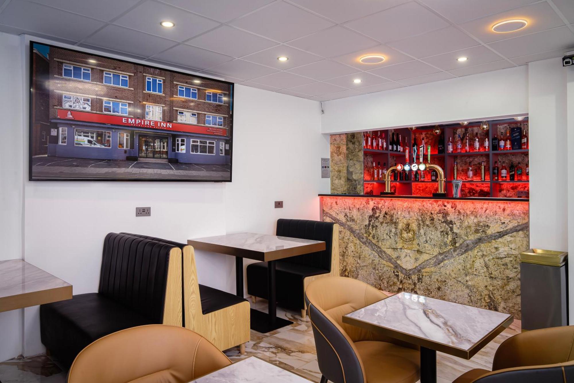 Empire Inn — Photos 3
